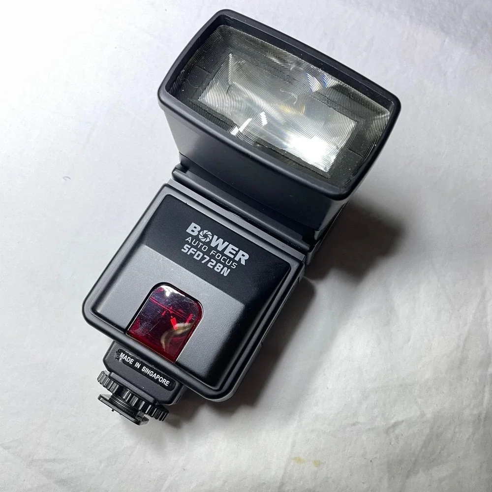 Bower SFD728N Dedicated Autofocus i-TTL Flash for Nikon DSLR‎ Camera See Pics